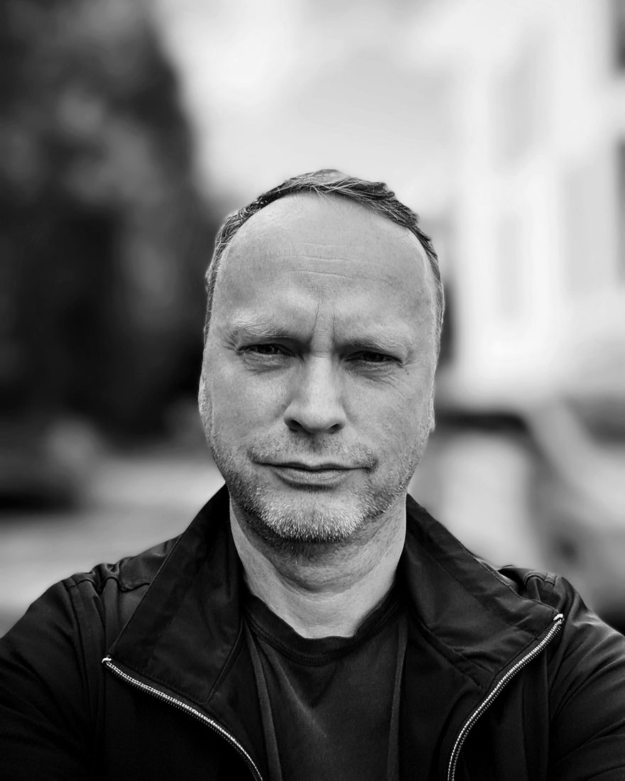 Porträt von Dirk Gerber, schwarzweiß